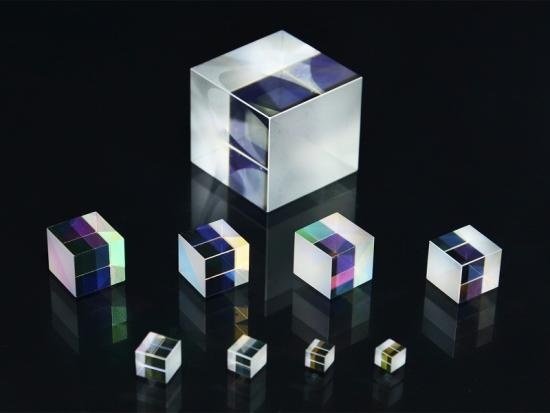 Polarizing Beamsplitter Cubes Mounted And Unmounted |